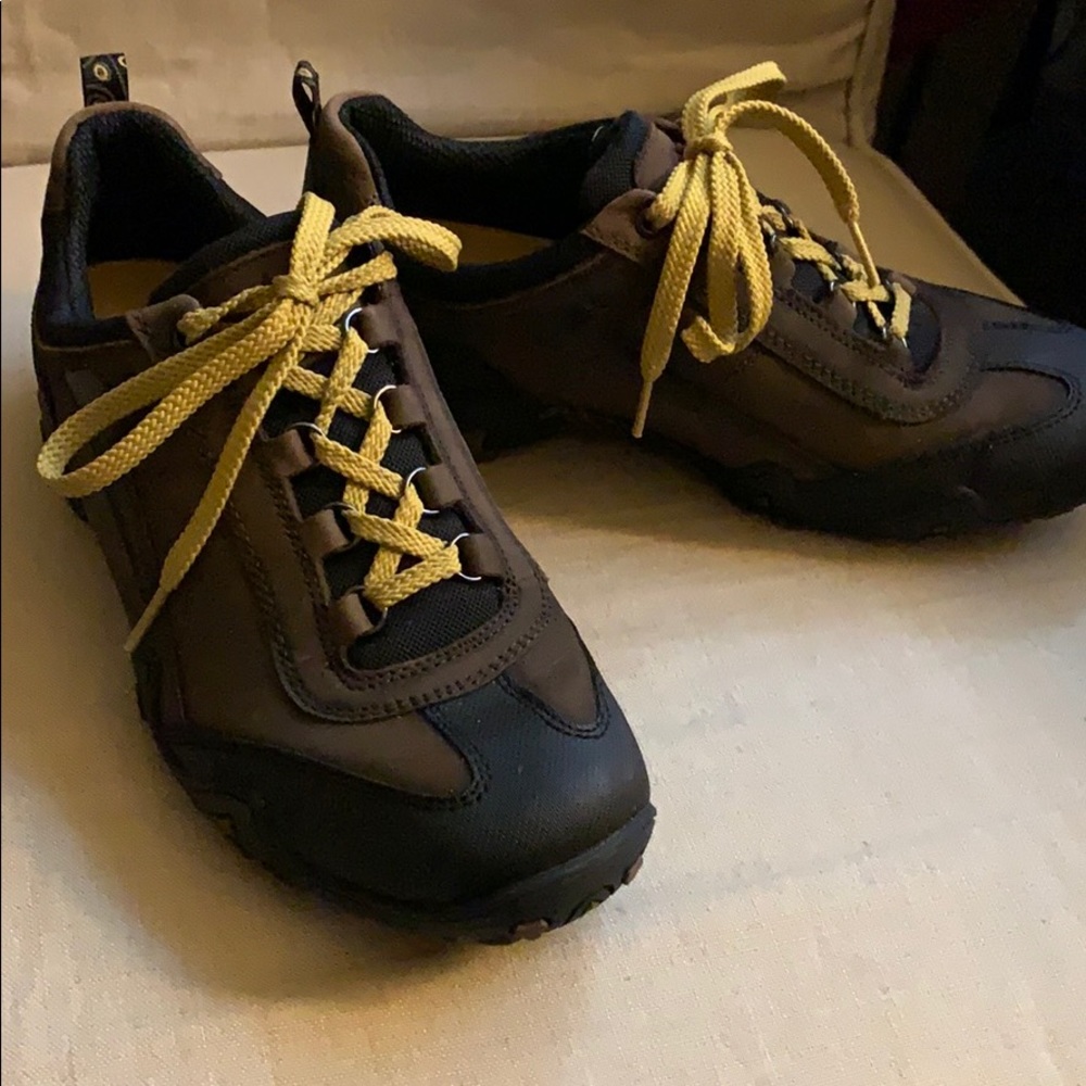 Allrounder Leather Hiking/ Climbing Shoe, Sz 8, NEW